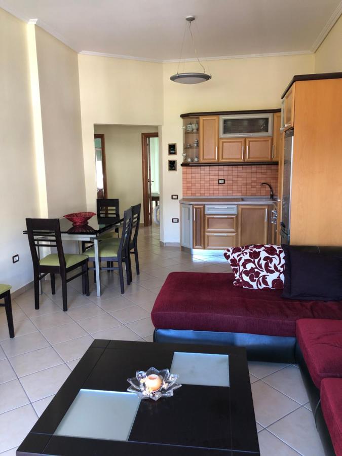 Lungomare Apartment Vlore Exterior photo