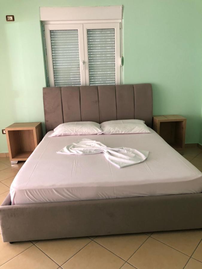 Lungomare Apartment Vlore Exterior photo